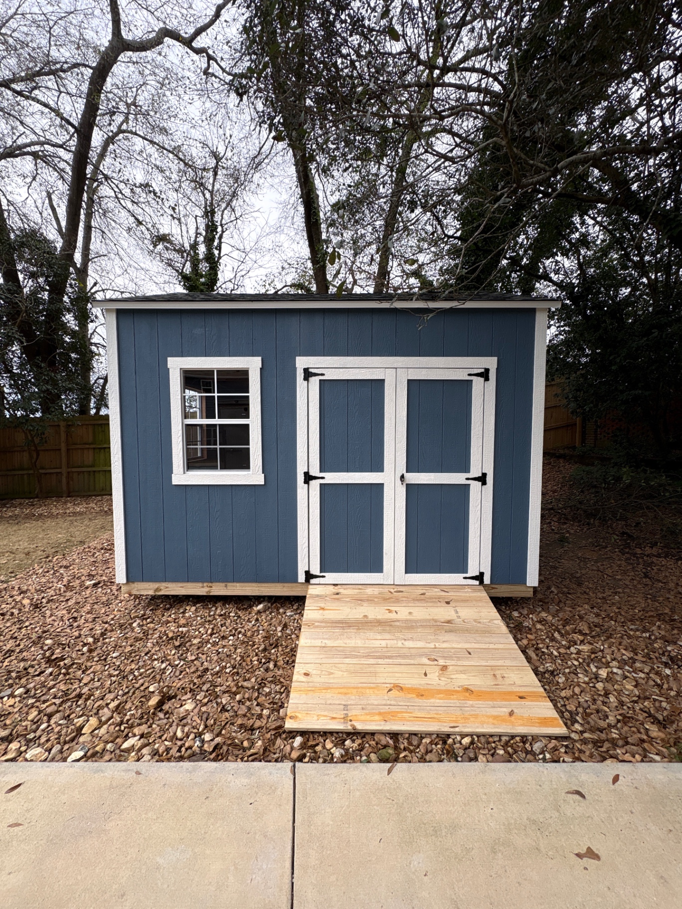 Blue Gable with Ramp